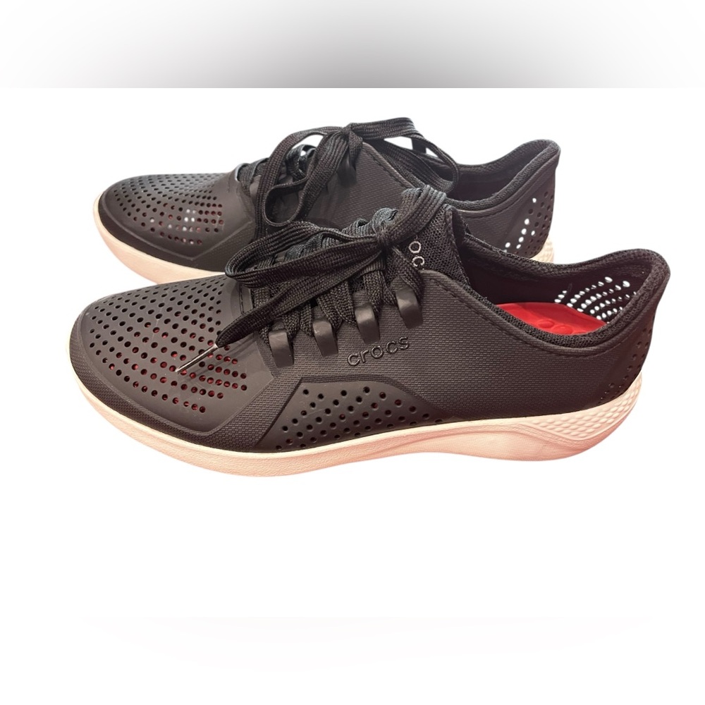 Crocs™ LiteRide Pacer Black/White Sneakers